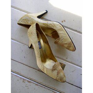 Vintage 1980's J Renee Yellow Snakeskin Heels Sz 7.5 New Wave